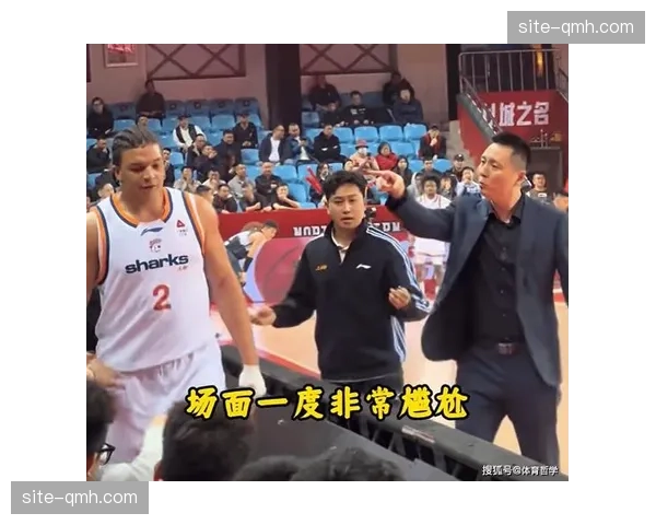 上海内讧后卢伟未再给机会 洛夫顿创赛季最短出场